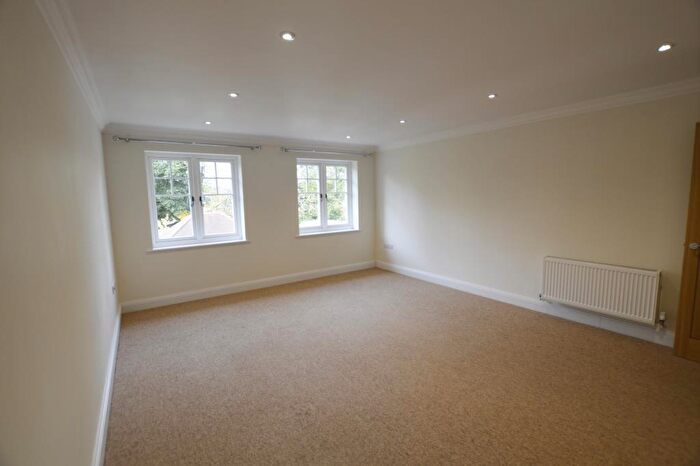 2 Bedroom Apartment To Rent In Glenferness Avenue, Talbot Woods, Bournemouth, Dorset, BH4