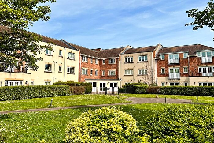 2 Bedroom Flat To Rent In Wey House, Spiro Close, Pulborough, West Sussex, RH20