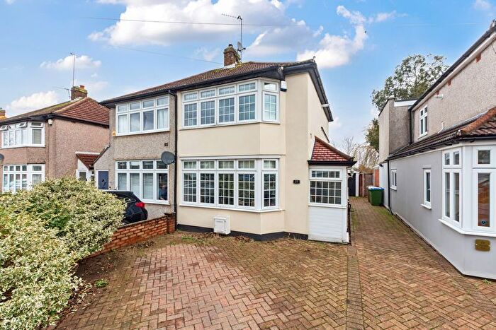 2 Bedroom Semi Detached House For Sale In Merlin Road, Welling, DA16