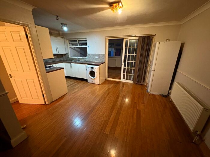 3 Bedroom Terraced House To Rent In Westbourne Road, Uxbridge, UB8