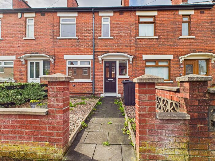 3 Bedroom Terraced House To Rent In Florida Drive, Belfast, BT6