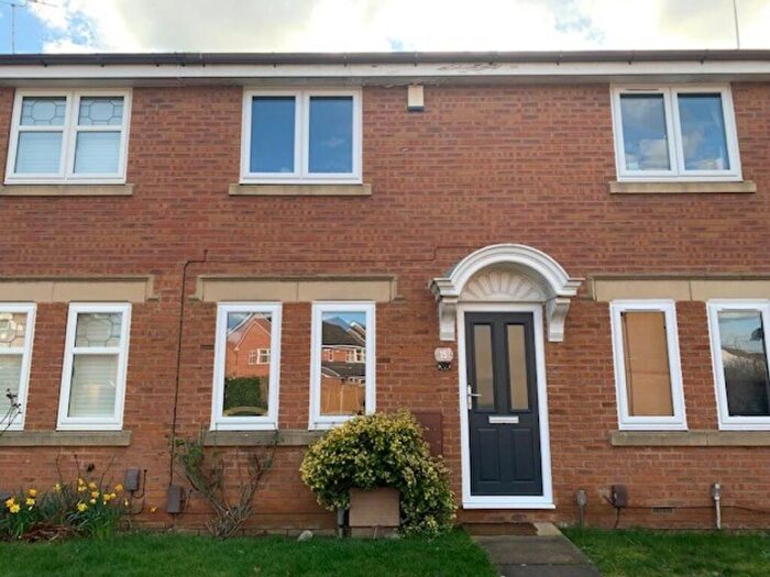 2 Bedroom Town House To Rent In Bedroom Town House, The Paddock, Boulton Moor, DE24