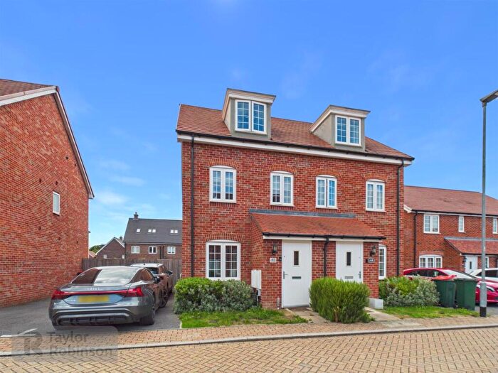 3 Bedroom Semi-Detached House For Sale In Emerald Road, Forge Wood, Crawley, RH10