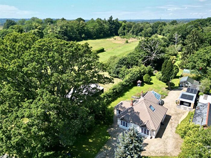 4 Bedroom Detached House For Sale In Canada Road, West Wellow, Romsey, Hampshire, SO51