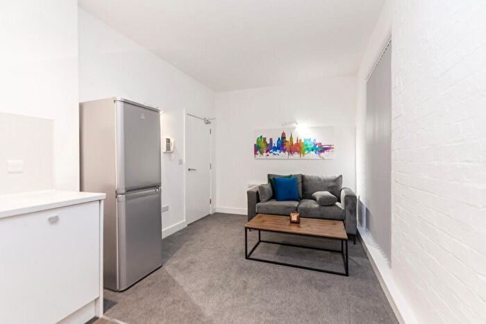 1 Bedroom Flat To Rent In Hartley Road, Nottingham, Nottinghamshire, NG7