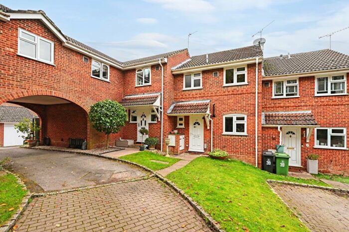 3 Bedroom Terraced House To Rent In Bagshot, GU19