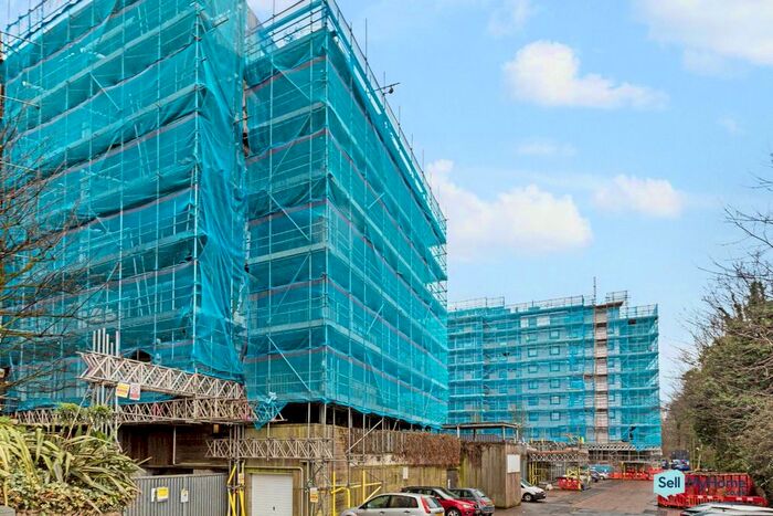 2 Bedroom Flat To Rent In Seren Park Gardens, London, SE3