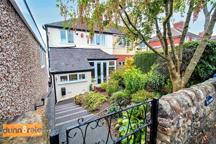 3 Bedroom Semi-Detached House For Sale In Rockfield Avenue, Light Oaks, Stoke-On-Trent, ST2