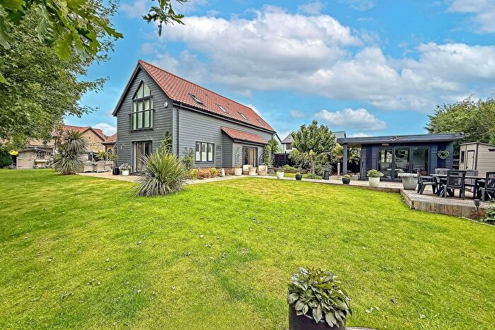 3 Bedroom Detached House For Sale In Stubbs Oak, Gamlingay, SG19