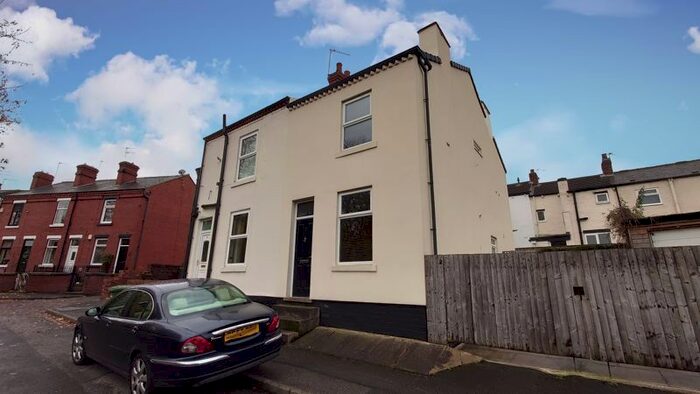 2 Bedroom Terraced House To Rent In Harrap Street, Wakefield, WF2