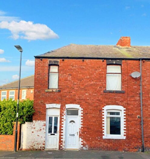 2 Bedroom Flat To Rent In Shields Place, Houghton Le Spring, DH5