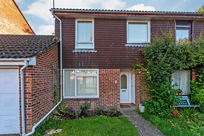 3 Bedroom Semi-Detached House To Rent In May Tree Close, Winchester, SO22