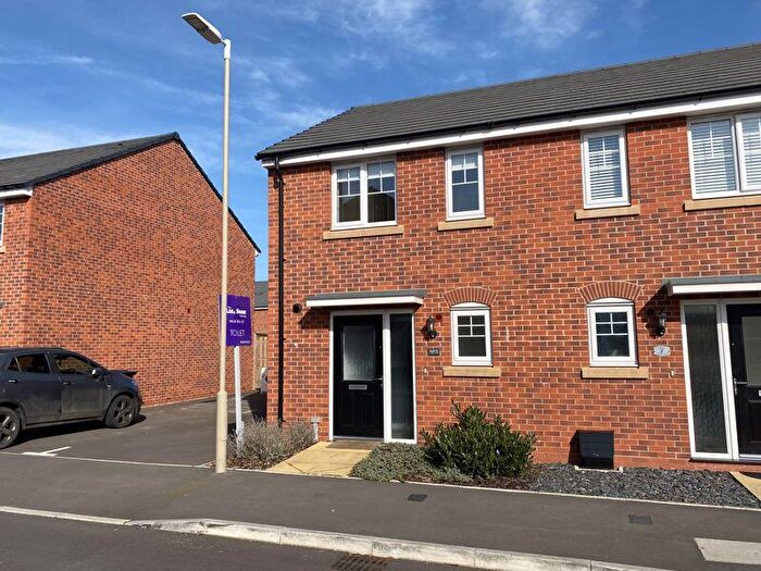 2 Bedroom Semi Detached House To Rent In Celtic Cross Drive, Kingswinford, DY6