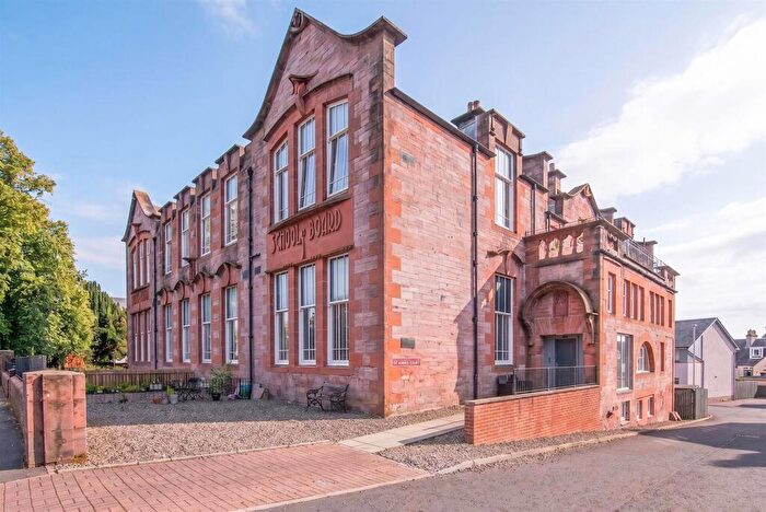 2 Bedroom Maisonette To Rent In St. Johns Court, Alloa, FK10