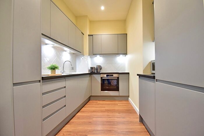 2 Bedroom Flat To Rent In Albion Place, Leeds, LS1