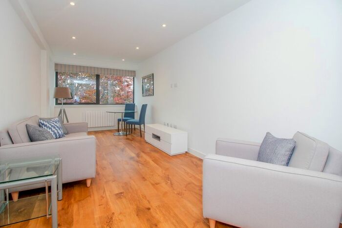 1 Bedroom Flat To Rent In Banbury Road, Oxford, OX2