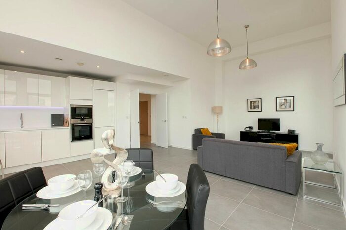 2 Bedroom Flat To Rent In Ewer Street, Southwark, London, SE1