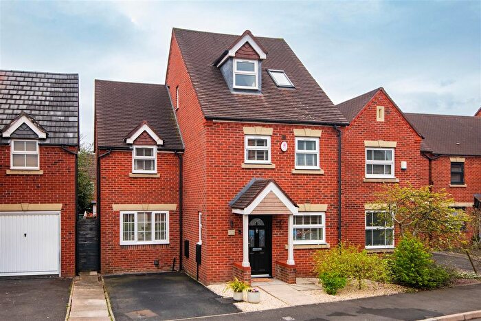 3 Bedroom Detached House For Sale In Great Park Drive, Leyland, PR25