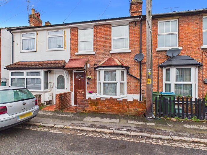 3 Bedroom Terraced House For Sale In West Street, Aylesbury, Buckinghamshire, HP19
