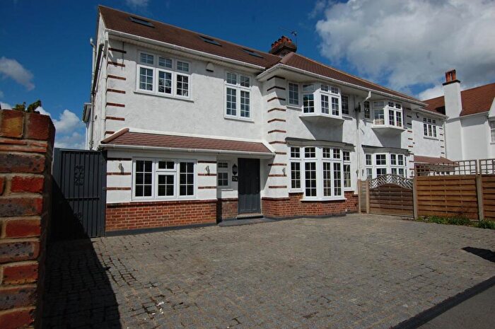 6 Bedroom Semi-Detached House To Rent In Avondale Road, Bromley, BR1