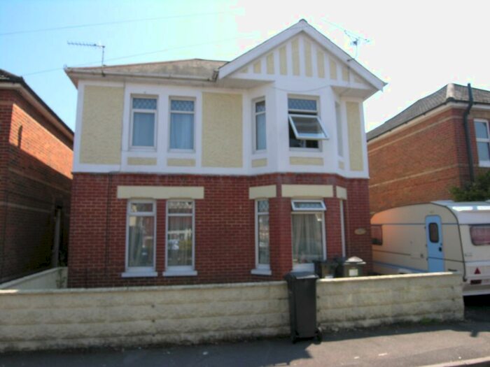 5 Bedroom House To Rent In Bedroom Detached House In Charminster, BH9