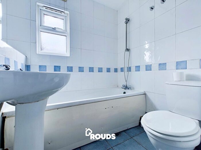 1 Bedroom Flat To Rent In Charlbury Crescent, Little Bromwich, Birmingham, West Midlands, B26