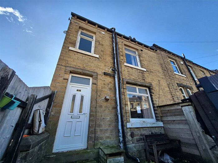 1 Bedroom End Of Terrace House For Sale In May Street, Huddersfield, West Yorkshire, HD4