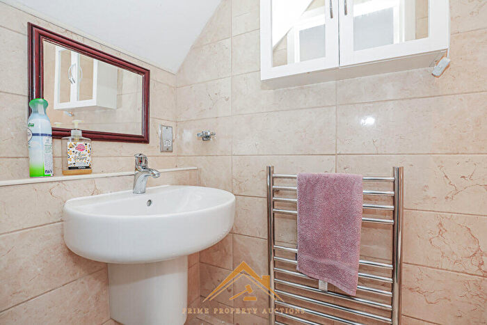 3 Bedroom End Of Terrace House For Sale In Abergeldie Terrace, Aberdeen, AB10