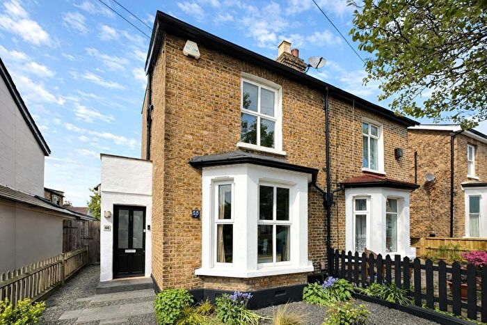 3 Bedroom Semi Detached House For Sale In St Marks Road, Hanwell, London, W7