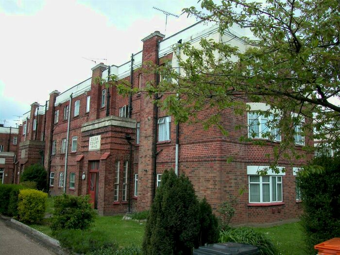 3 Bedroom Apartment To Rent In Gilda Court, Watford Way, Hendon, London, NW7