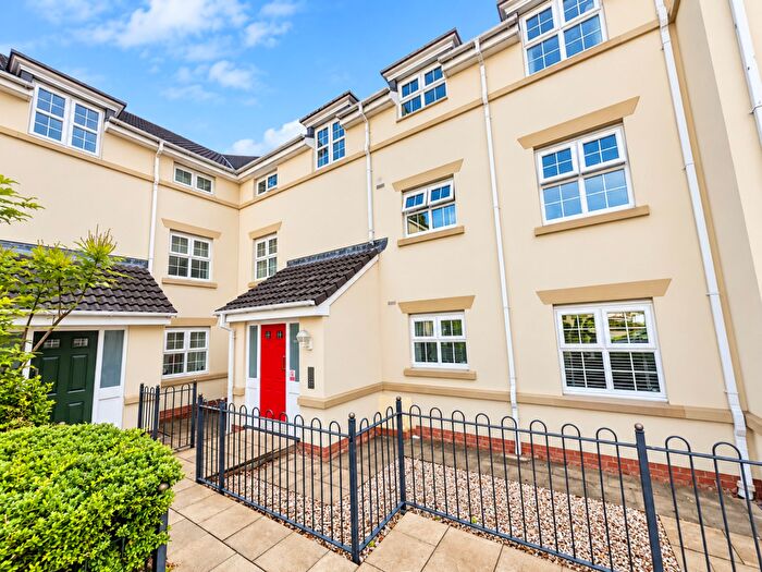 2 Bedroom Apartment For Sale In Cravenwood Rise, Westhoughton, BL5