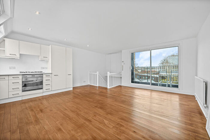 2 Bedroom Apartment For Sale In Bayham Street, London, NW1
