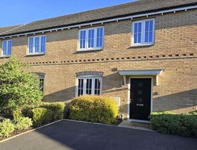 3 Bedroom Terraced House To Rent In Meridian Close, Nottingham, Nottinghamshire, NG8