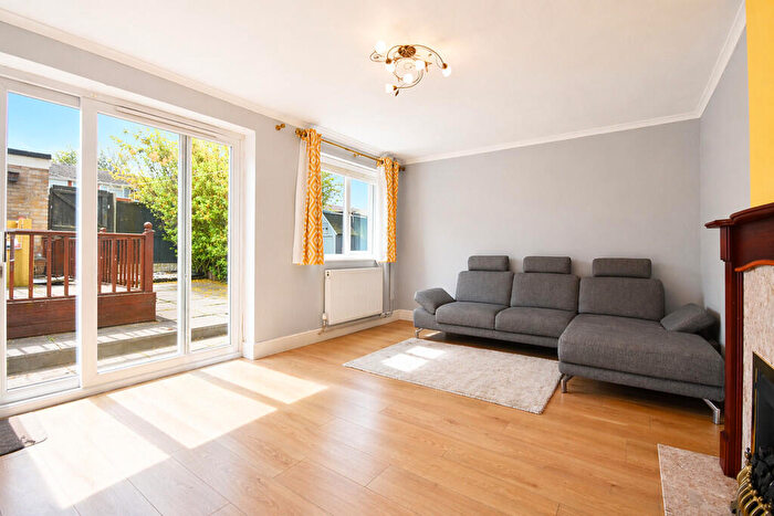 3 Bedroom Terraced House To Rent In Carver Close, Wyken, Coventry, CV2