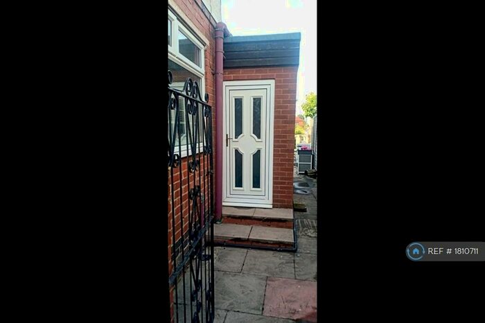 Studio To Rent In Merevale Avenue, Nuneaton, CV11