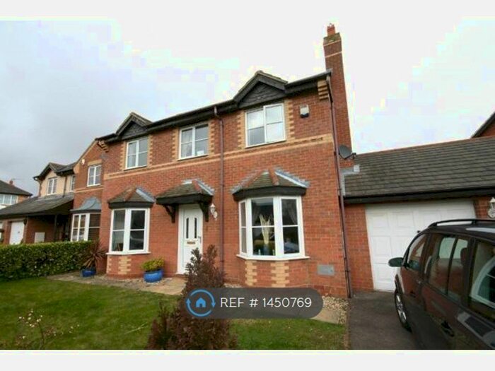 4 Bedroom Detached House To Rent In Sykes Croft, Emerson Valley, Milton Keynes, MK4