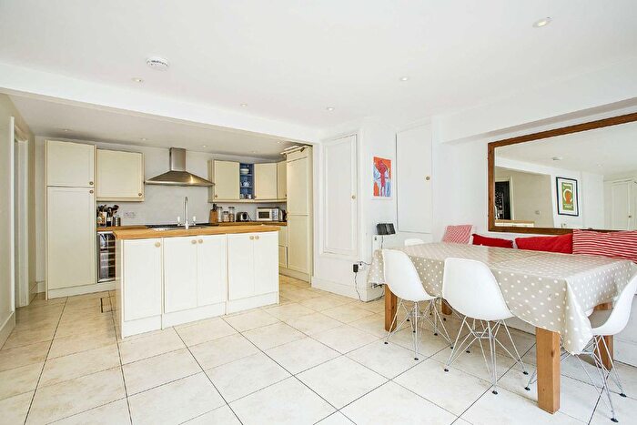 4 Bedroom Terraced House To Rent In Oakbury Road, Fulham, London, SW6
