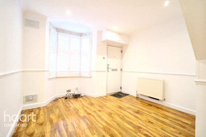 3 Bedroom Terraced House To Rent In Charles Street, Greenhithe, DA9