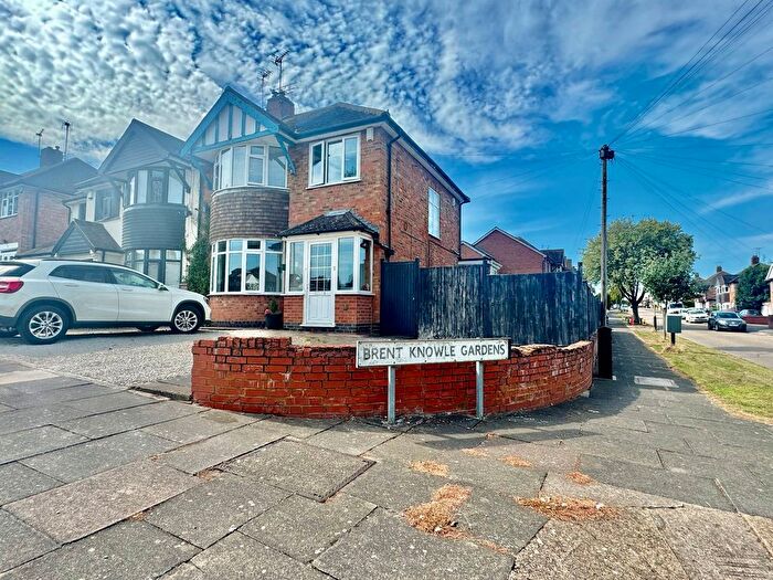 3 Bedroom Semi-Detached House For Sale In Brent Knowle Gardens, Leicester, LE5