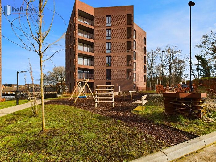 1 Bedroom Flat To Rent In Red Clover Gardens, Coulsdon, CR5