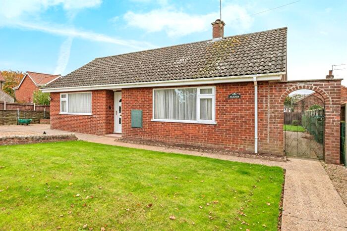 2 Bedroom Detached Bungalow For Sale In Greens Road, North Walsham, NR28