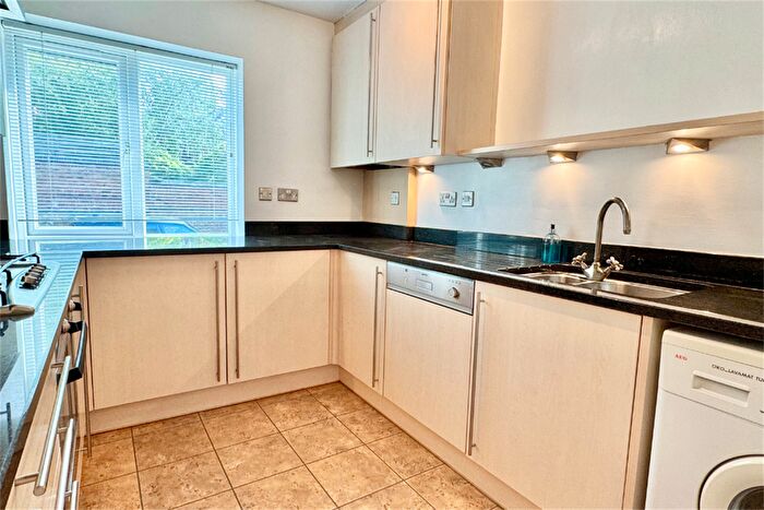 2 Bedroom Flat For Sale In Clumber Court, The Park, NG7