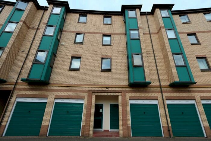 2 Bedroom Flat To Rent In Rutland Court, Glasgow, G51