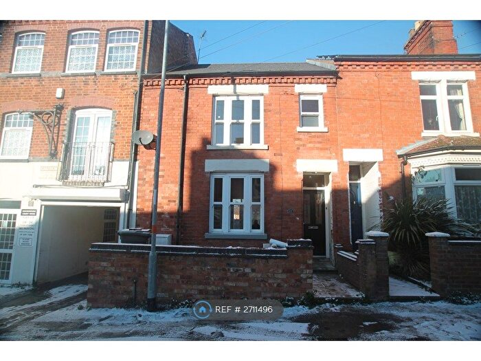 4 Bedroom Terraced House To Rent In Harborough Road, Rushden, NN10