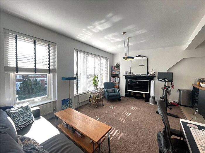 2 Bedroom Flat To Rent In Quernmore Road, London, N4