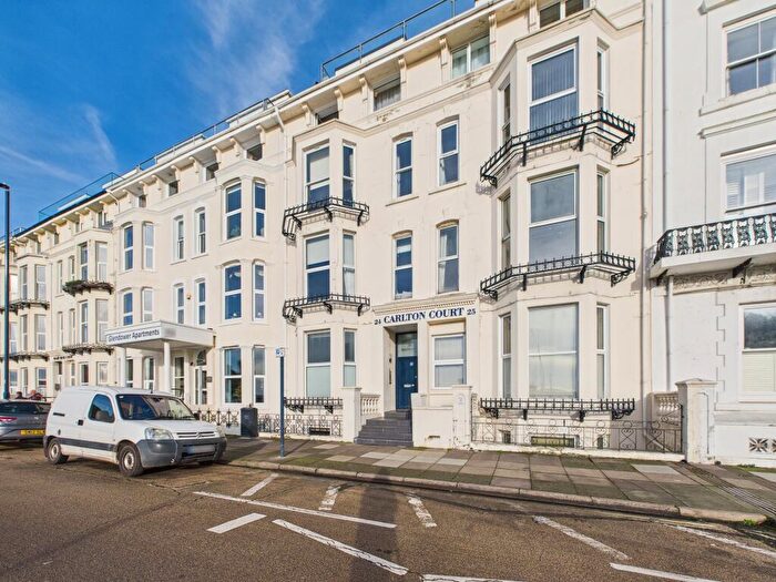 1 Bedroom Flat To Rent In Carlton Court, South Parade, PO5