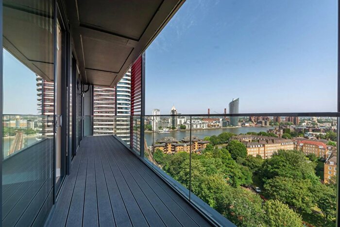 2 Bedroom Flat To Rent In Gwynne Road, Battersea, London, SW11