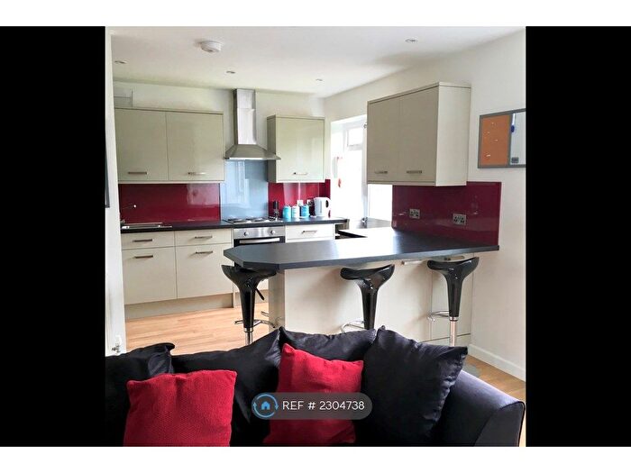 5 Bedroom Terraced House To Rent In Taverner Place, Chichester, PO19