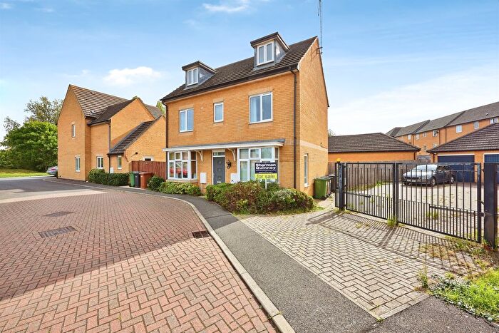 4 Bedroom Detached House For Sale In Coppen Road, Hampton Vale, Peterborough, PE7