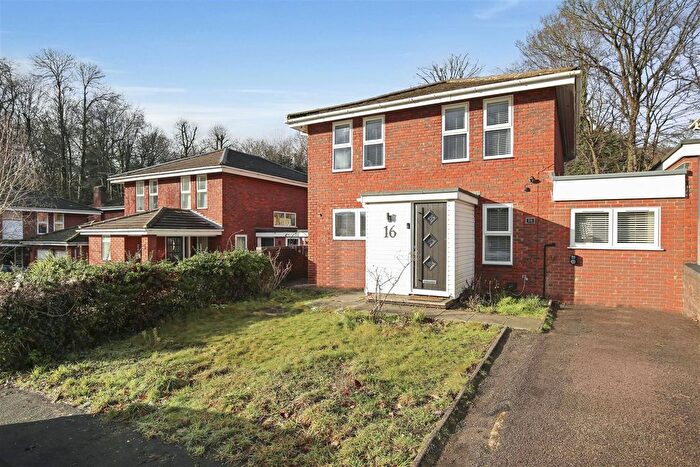 4 Bedroom Detached House For Sale In Birch Grove, Welwyn, AL6